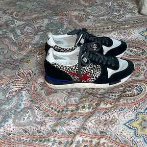 Golden goose running shoes